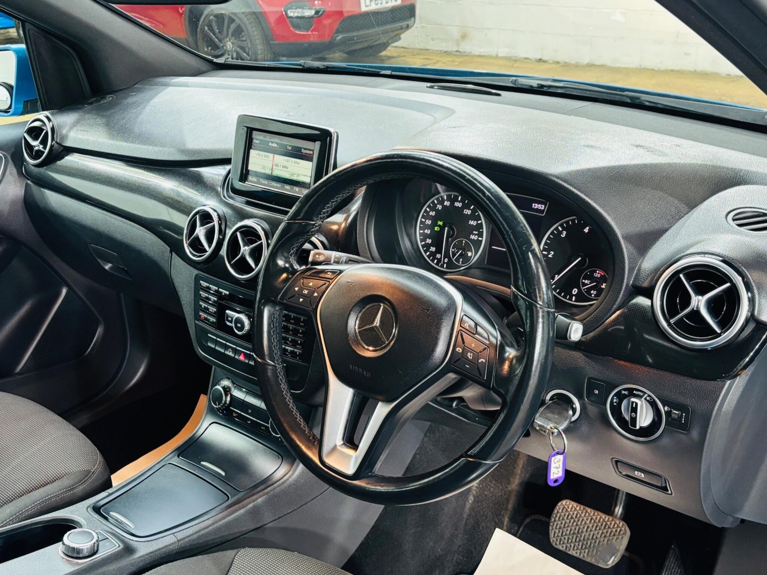 Used Mercedes-Benz B Class 2014 for sale - 77969894: Photo 11