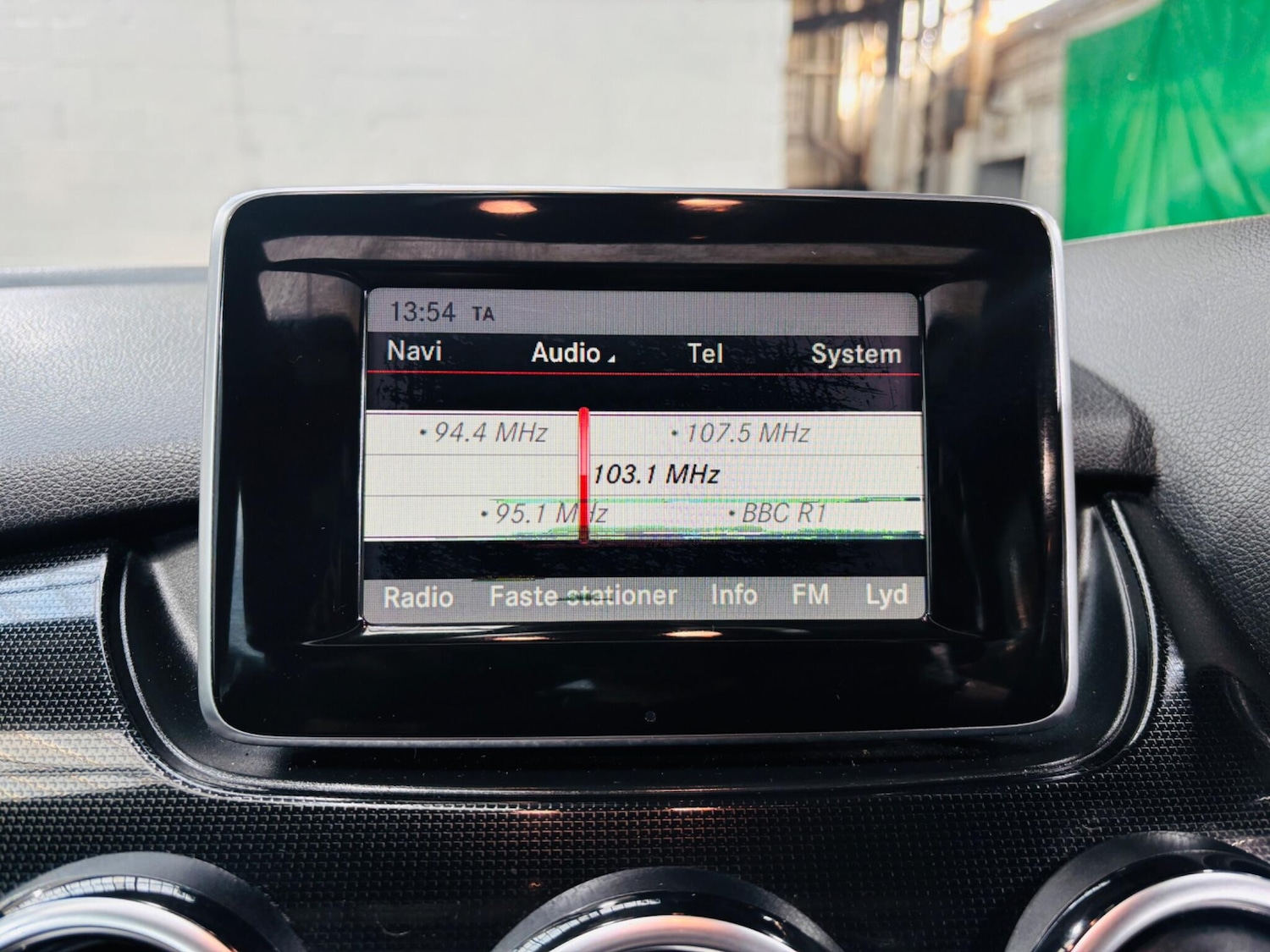 Used Mercedes-Benz B Class 2014 for sale - 77969894: Photo 21