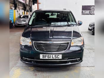 Used Chrysler Grand Voyager 2011 for sale - 79601898: Photo
