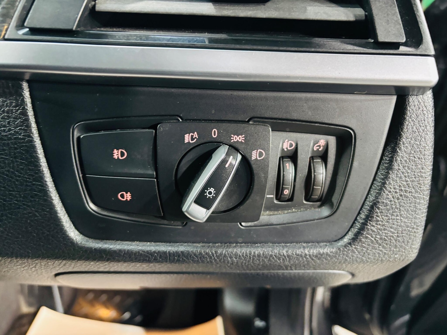 Used BMW 3 Series 2012 for sale - 77202539: Photo 21