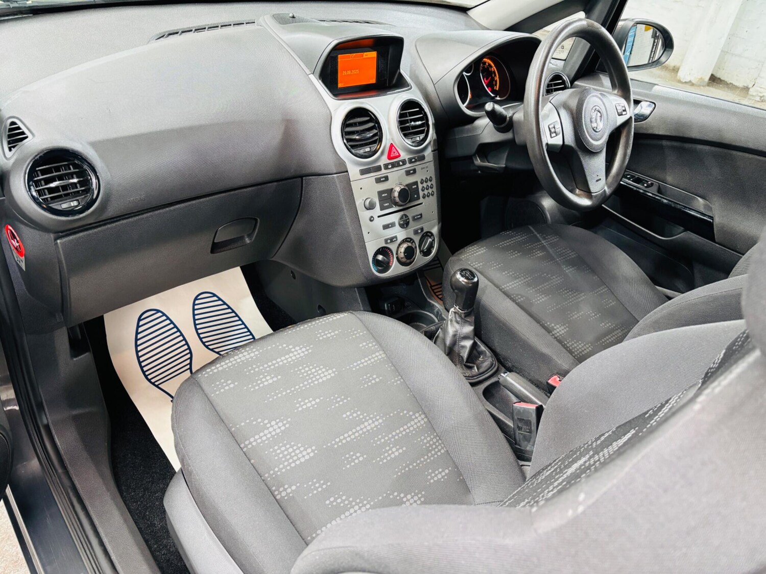 Used Vauxhall Corsa 2013 for sale - 76122454: Photo 29