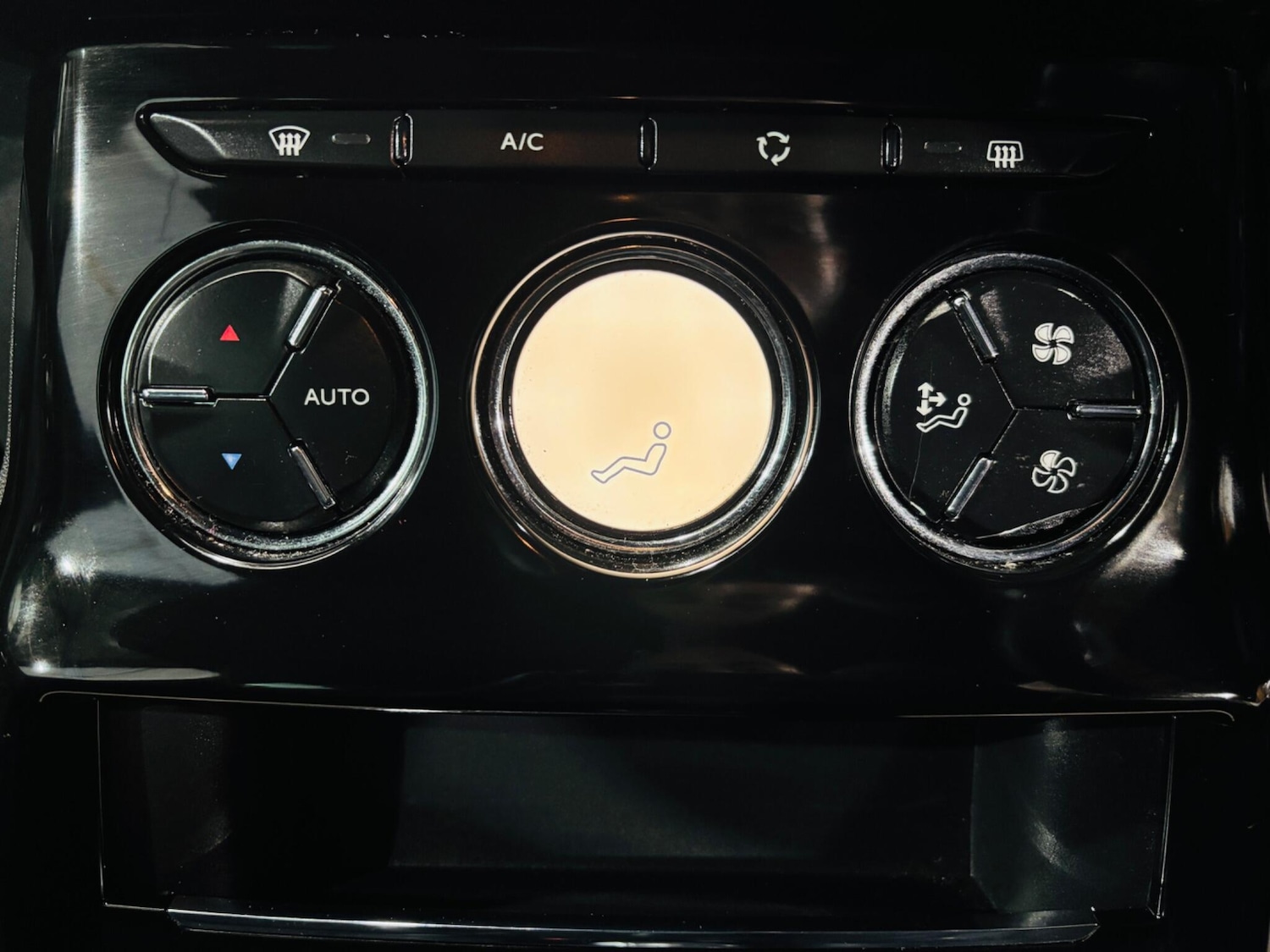 Used DS Automobiles DS 3 2016 for sale - 78048211: Photo 21