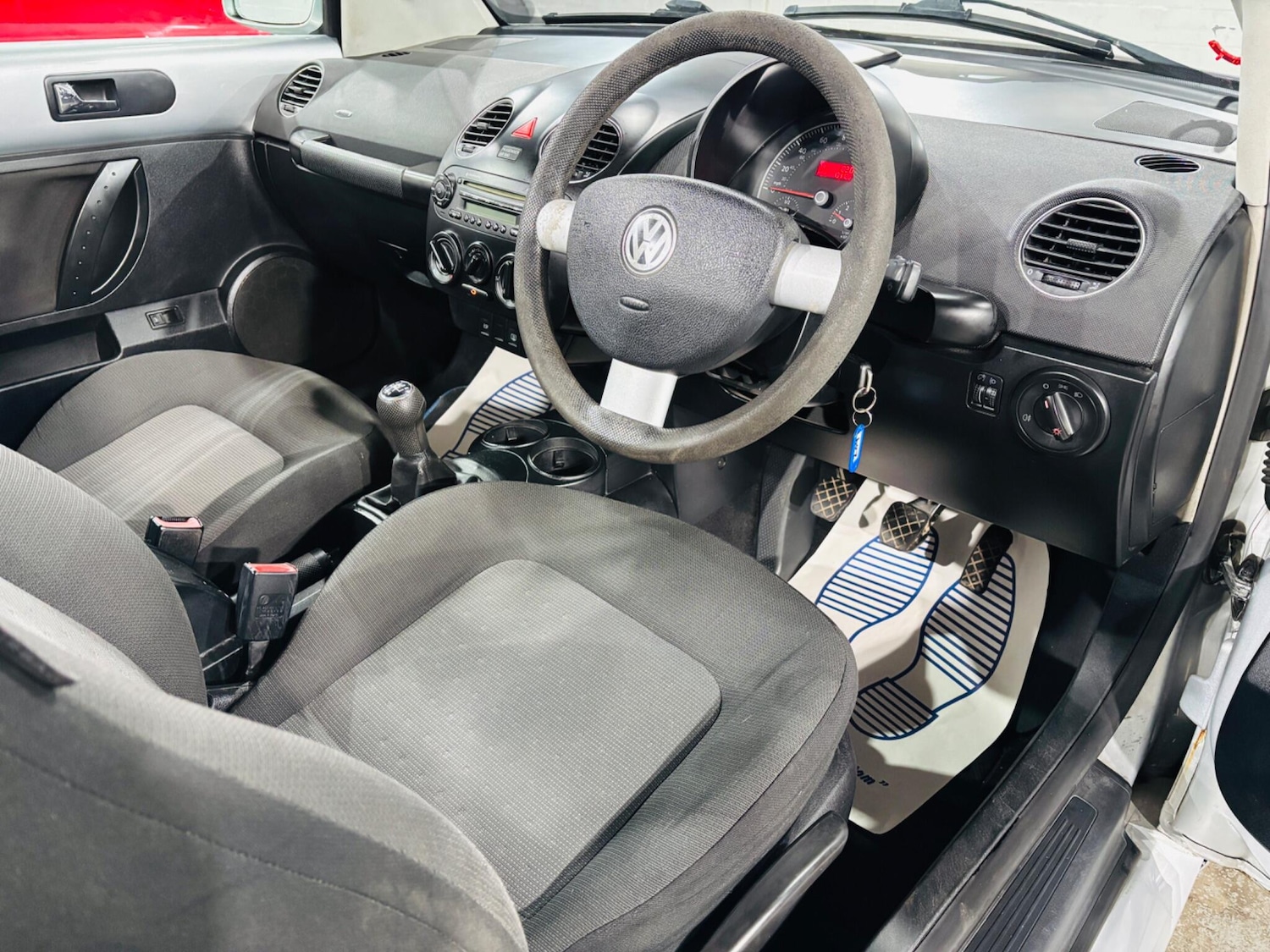 Used Volkswagen Beetle 2009 for sale - 76633127: Photo 10