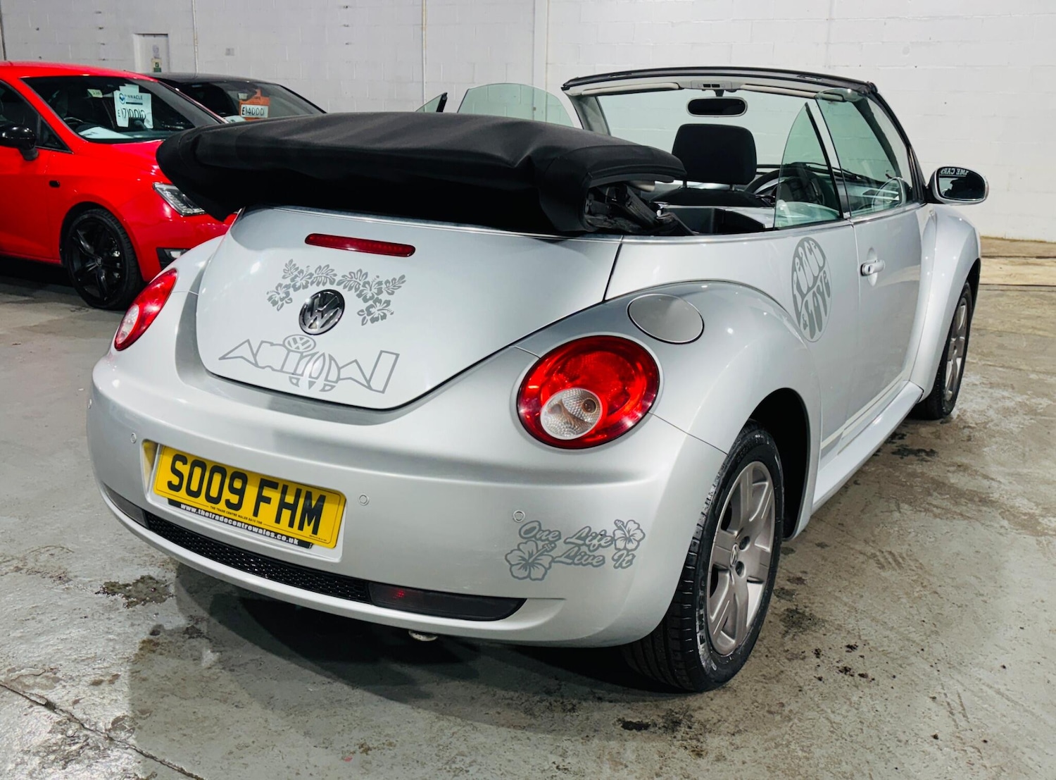 Used Volkswagen Beetle 2009 for sale - 76633127: Photo 5