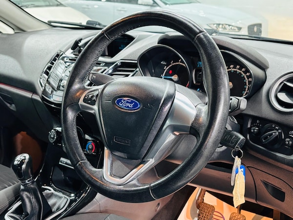 Used Ford Fiesta 2014 for sale - 76240159: Photo 11