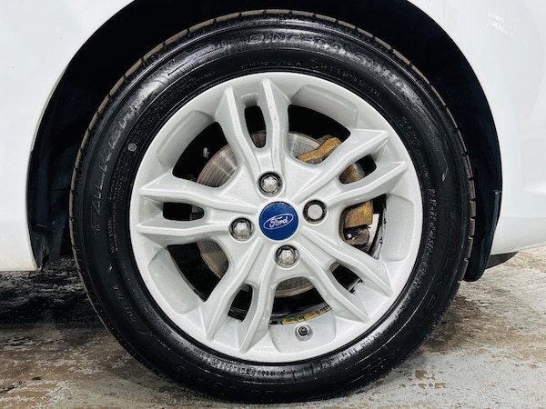 Used Ford Fiesta 2014 for sale - 76240159: Photo 27