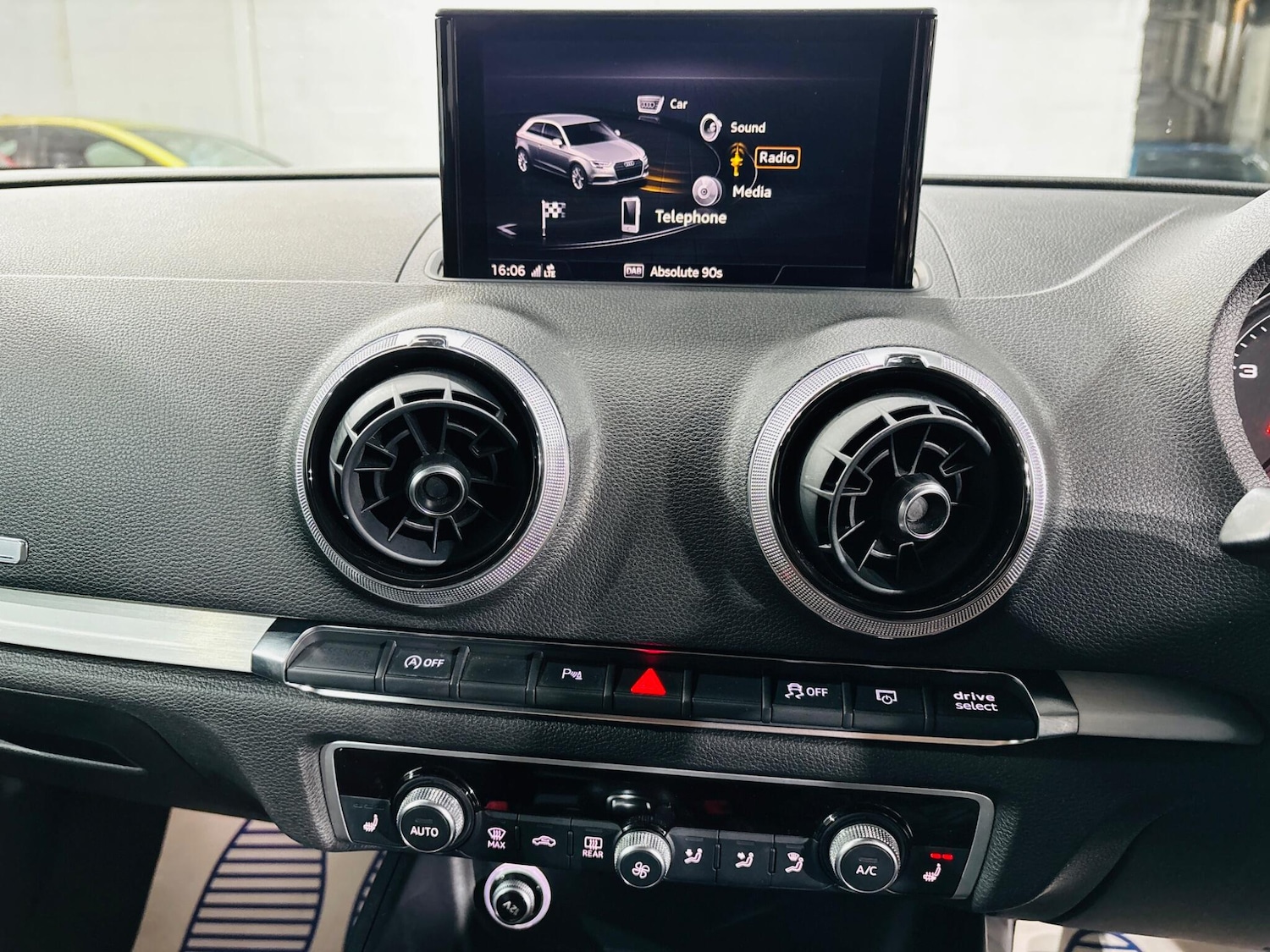 Used Audi A3 2017 for sale - 76992532: Photo 24