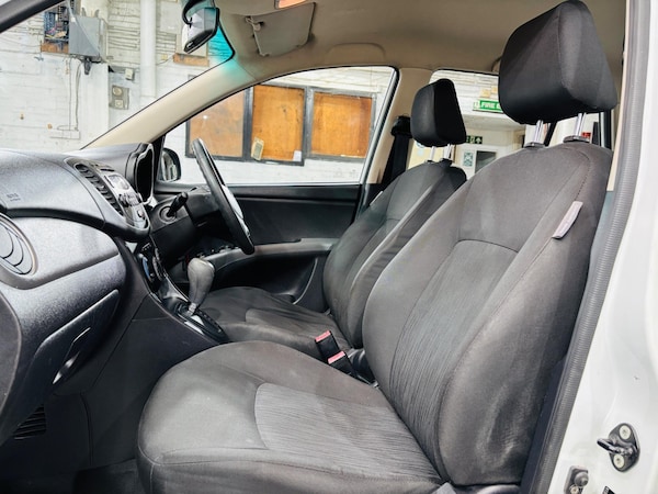 Used Hyundai i10 2011 for sale - 76295035: Photo 15