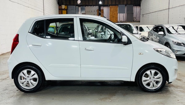 Used Hyundai i10 2011 for sale - 76295035: Photo 8