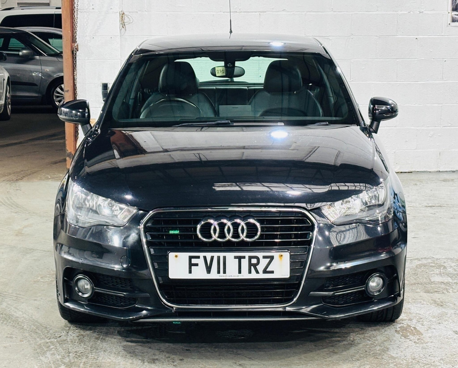 Used Audi A1 2011 for sale - 76585597: Photo 2