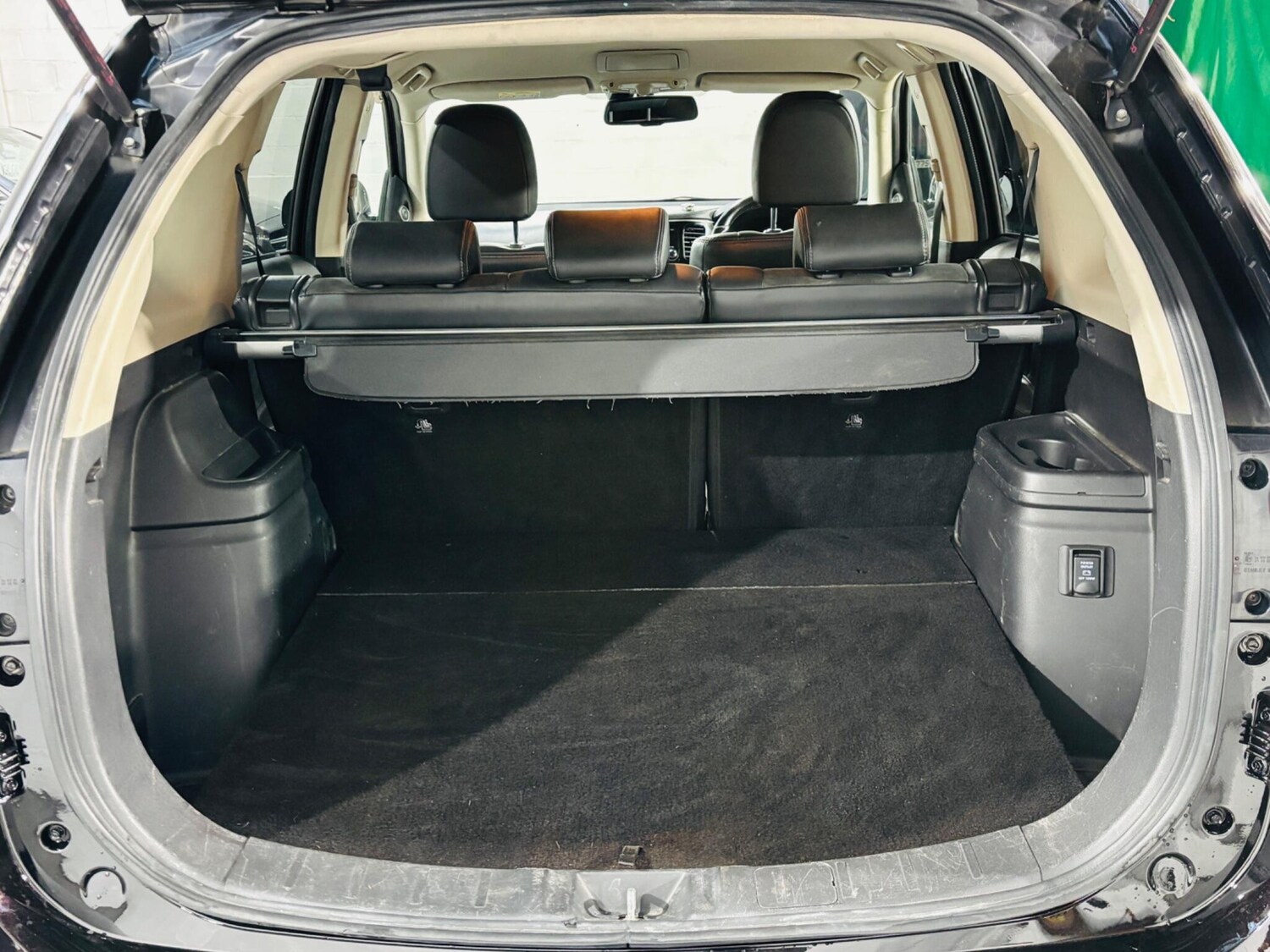 Used Mitsubishi Outlander for sale - 77723582: Photo 26