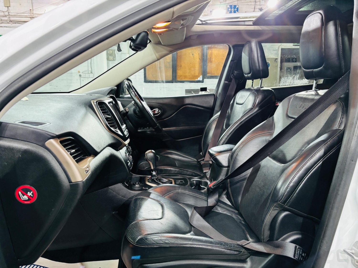 Used Jeep Cherokee 2014 for sale - 77637747: Photo 15