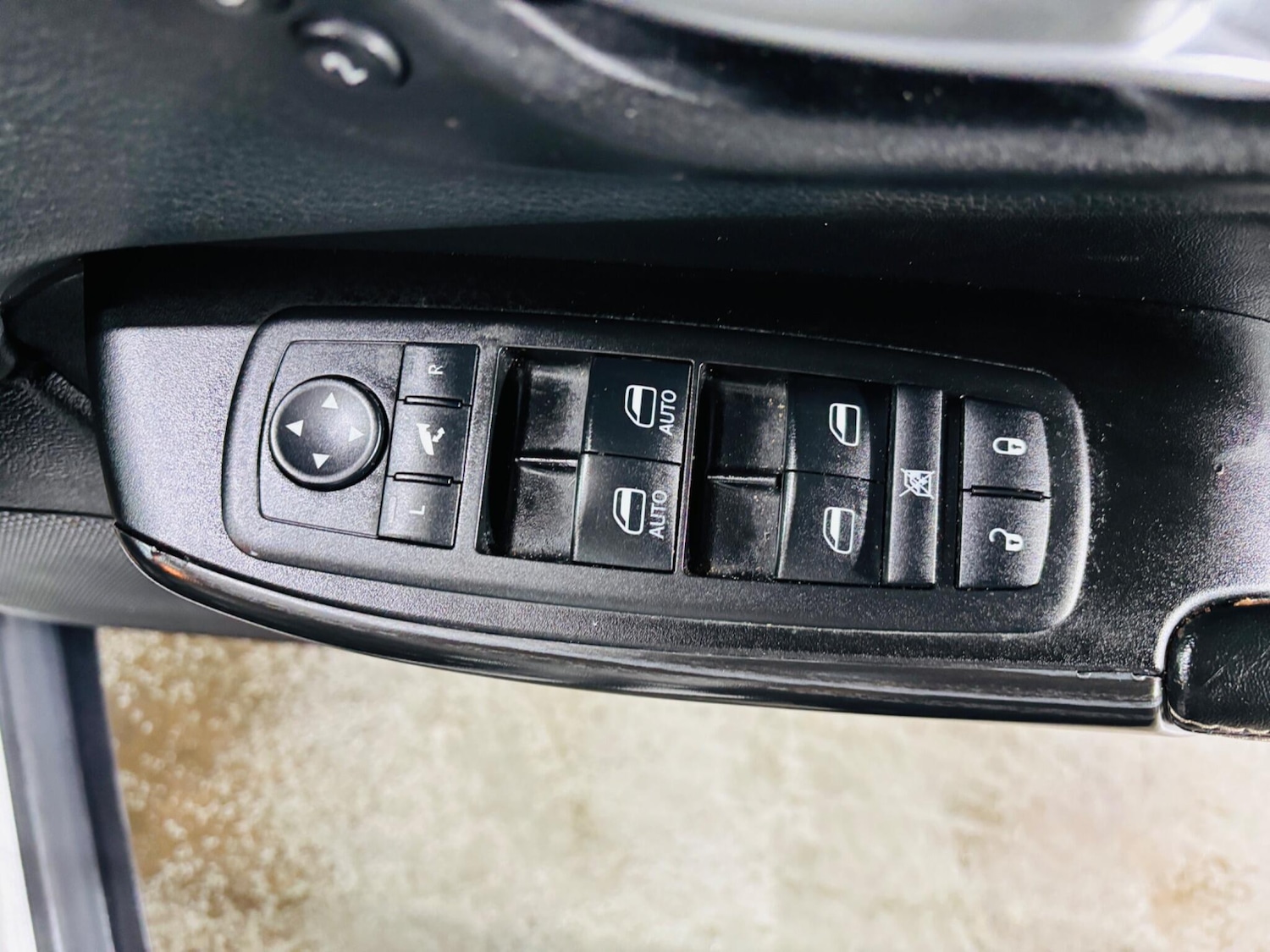 Used Jeep Cherokee 2014 for sale - 77637747: Photo 18