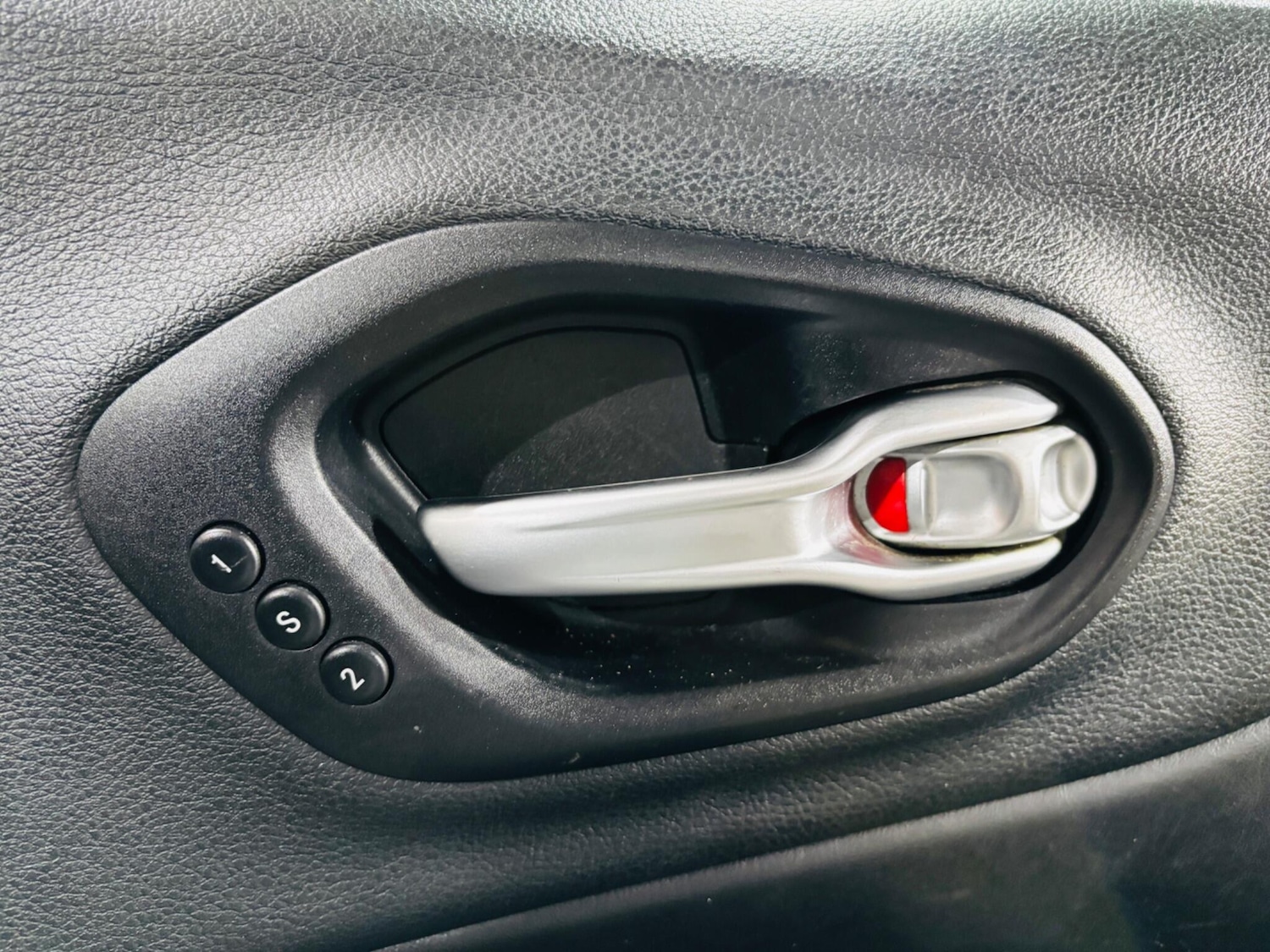 Used Jeep Cherokee 2014 for sale - 77637747: Photo 19