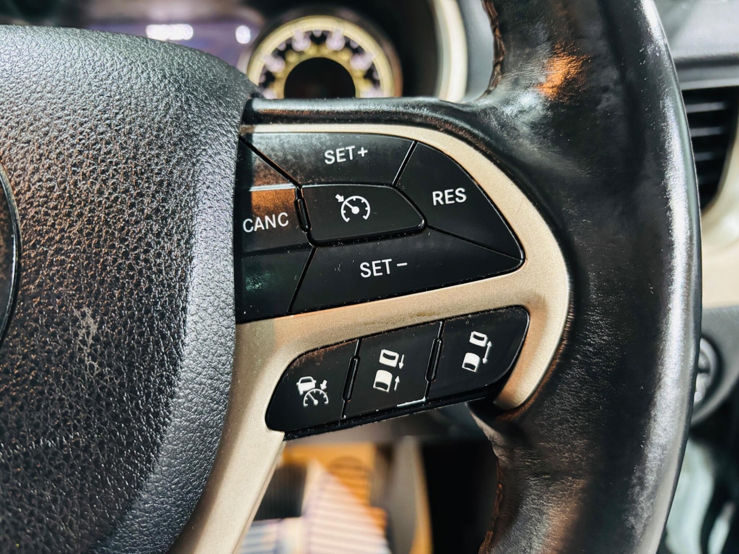 Used Jeep Cherokee 2014 for sale - 77637747: Photo 21