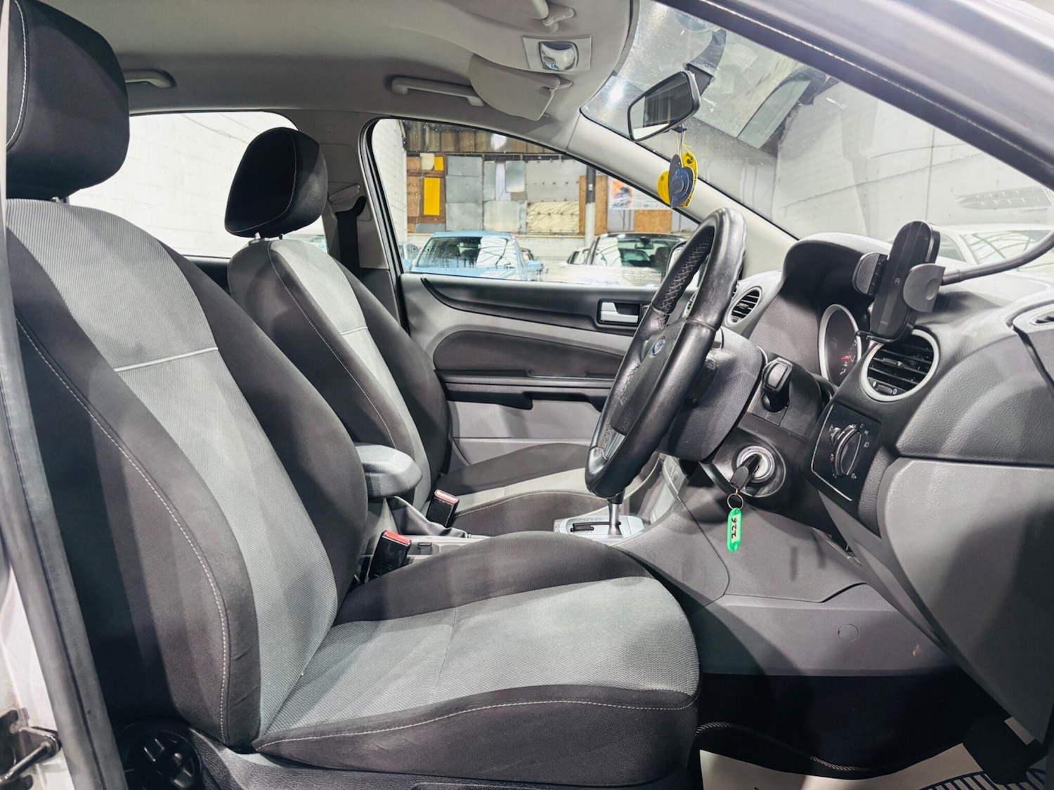 Used Ford Focus 2010 for sale - 77853757: Photo 13