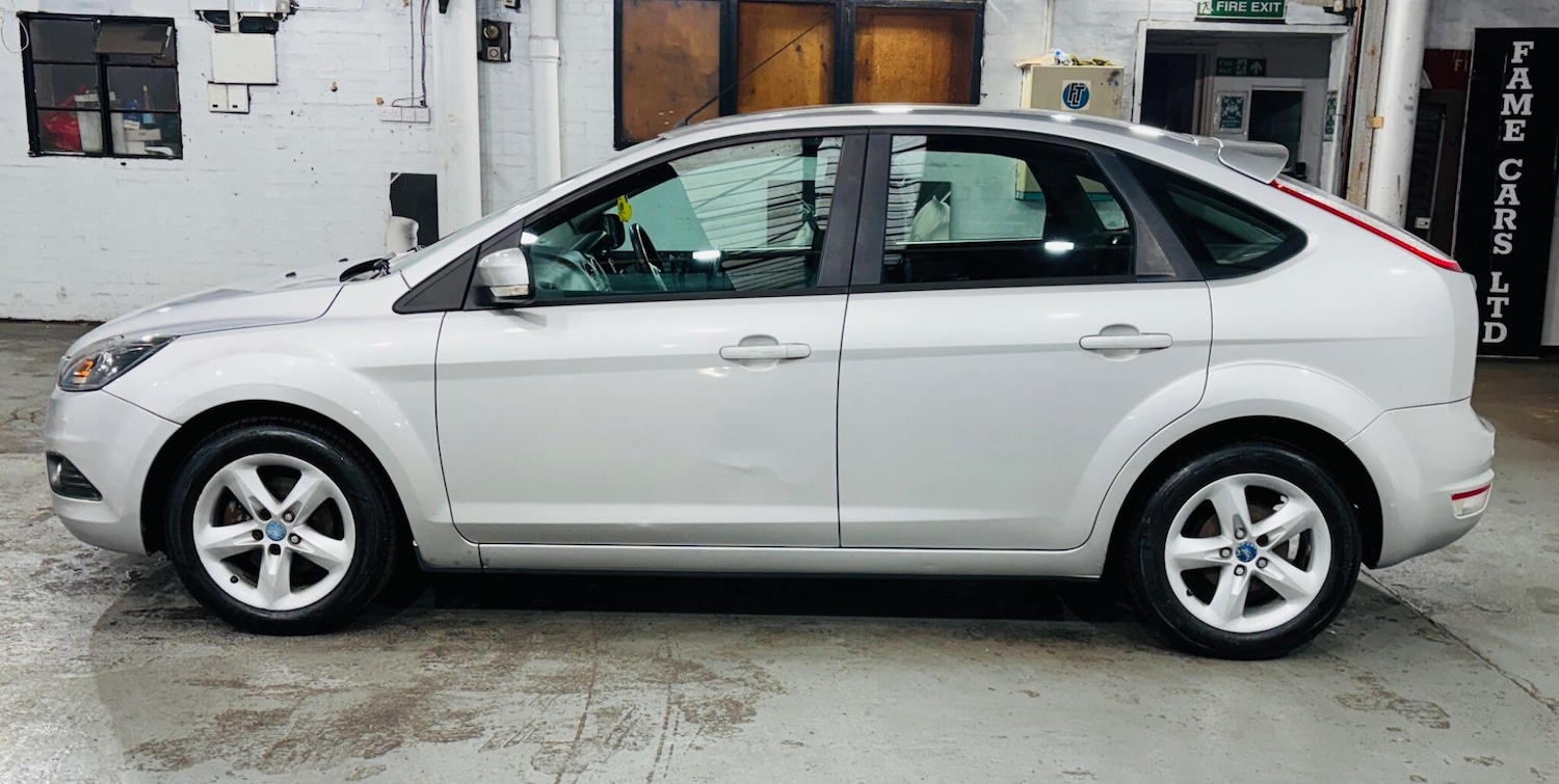 Used Ford Focus 2010 for sale - 77853757: Photo 9