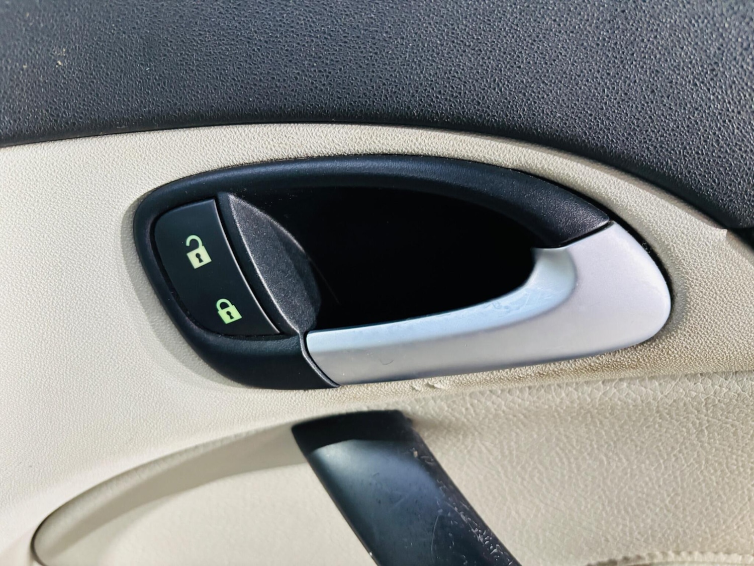 Used Saab 9-3 2007 for sale - 77097818: Photo 18