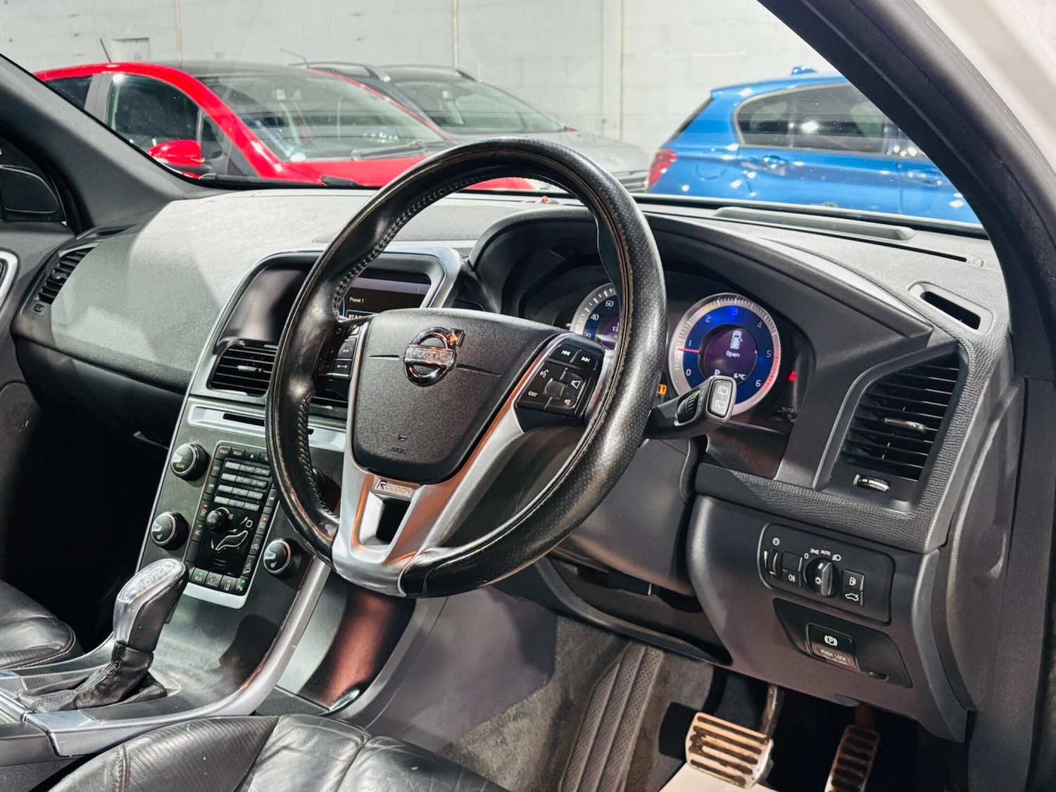 Used Volvo XC60 for sale - 78057950: Photo 11