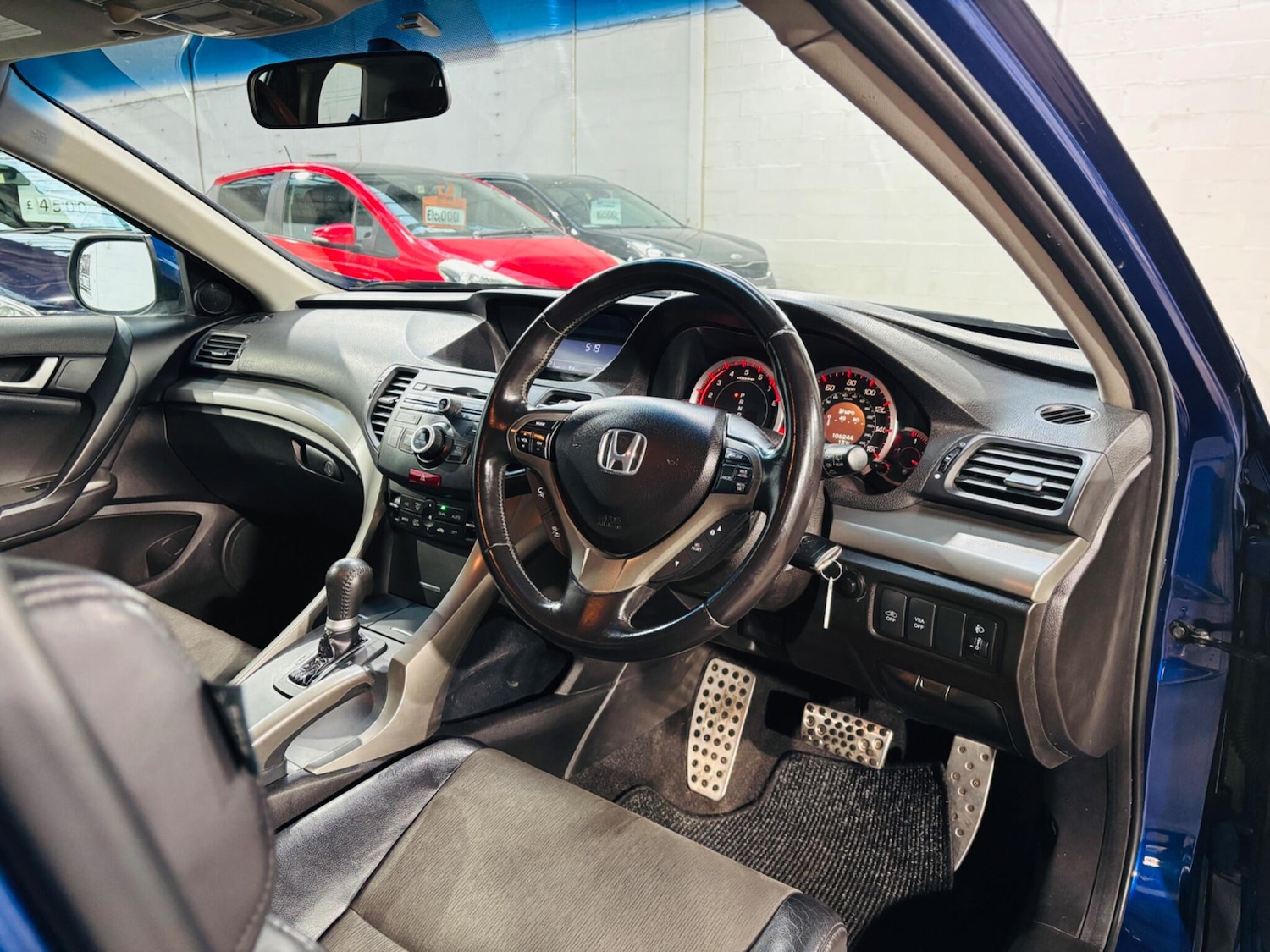 Used Honda Accord 2010 for sale - 78072504: Photo 10