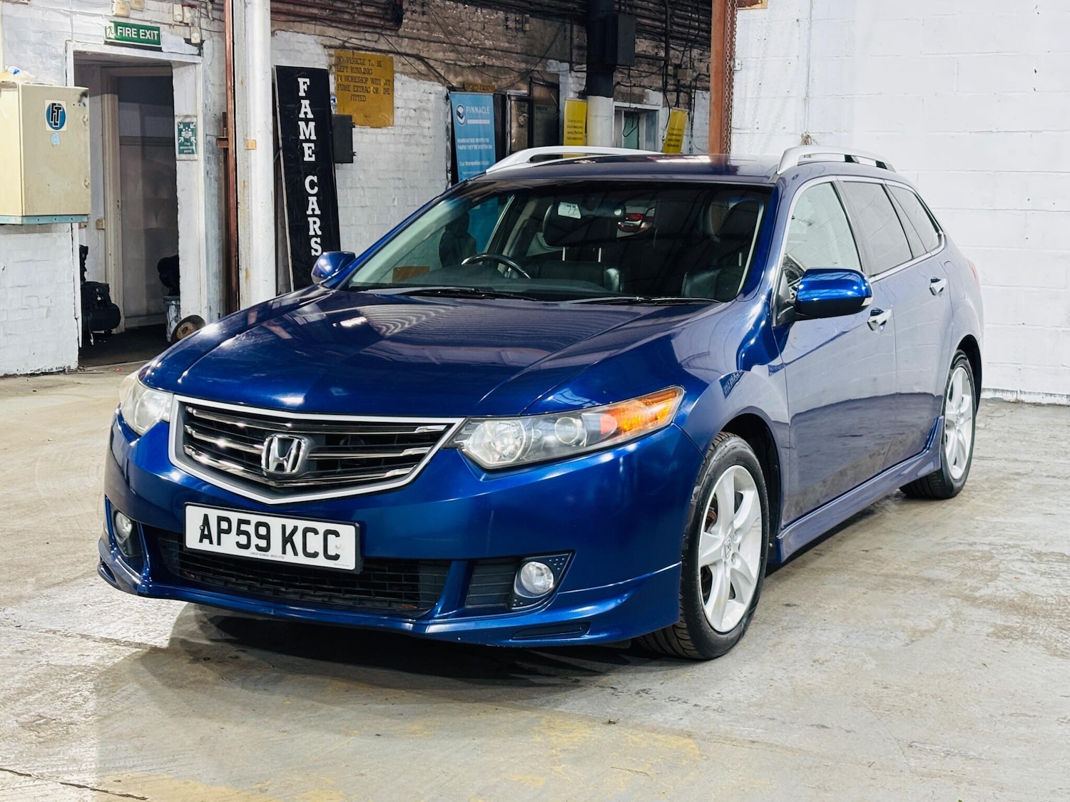 Used Honda Accord 2010 for sale - 78072504: Photo 4