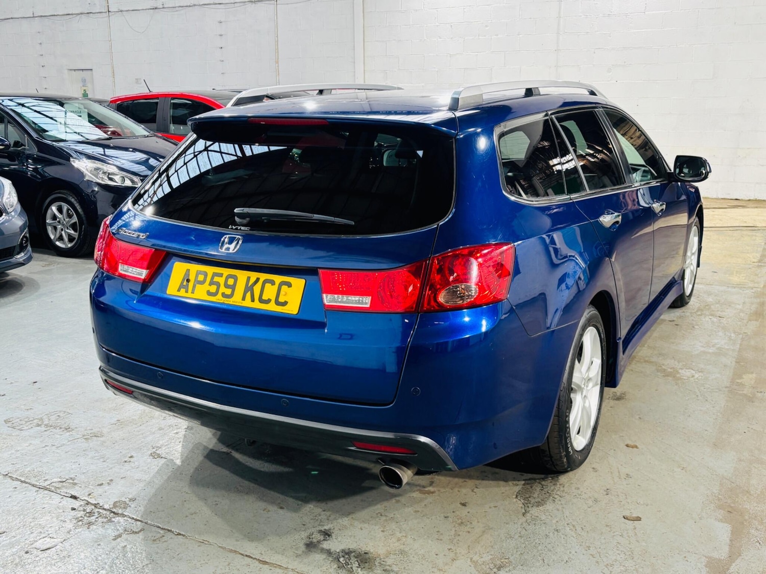 Used Honda Accord 2010 for sale - 78072504: Photo 5