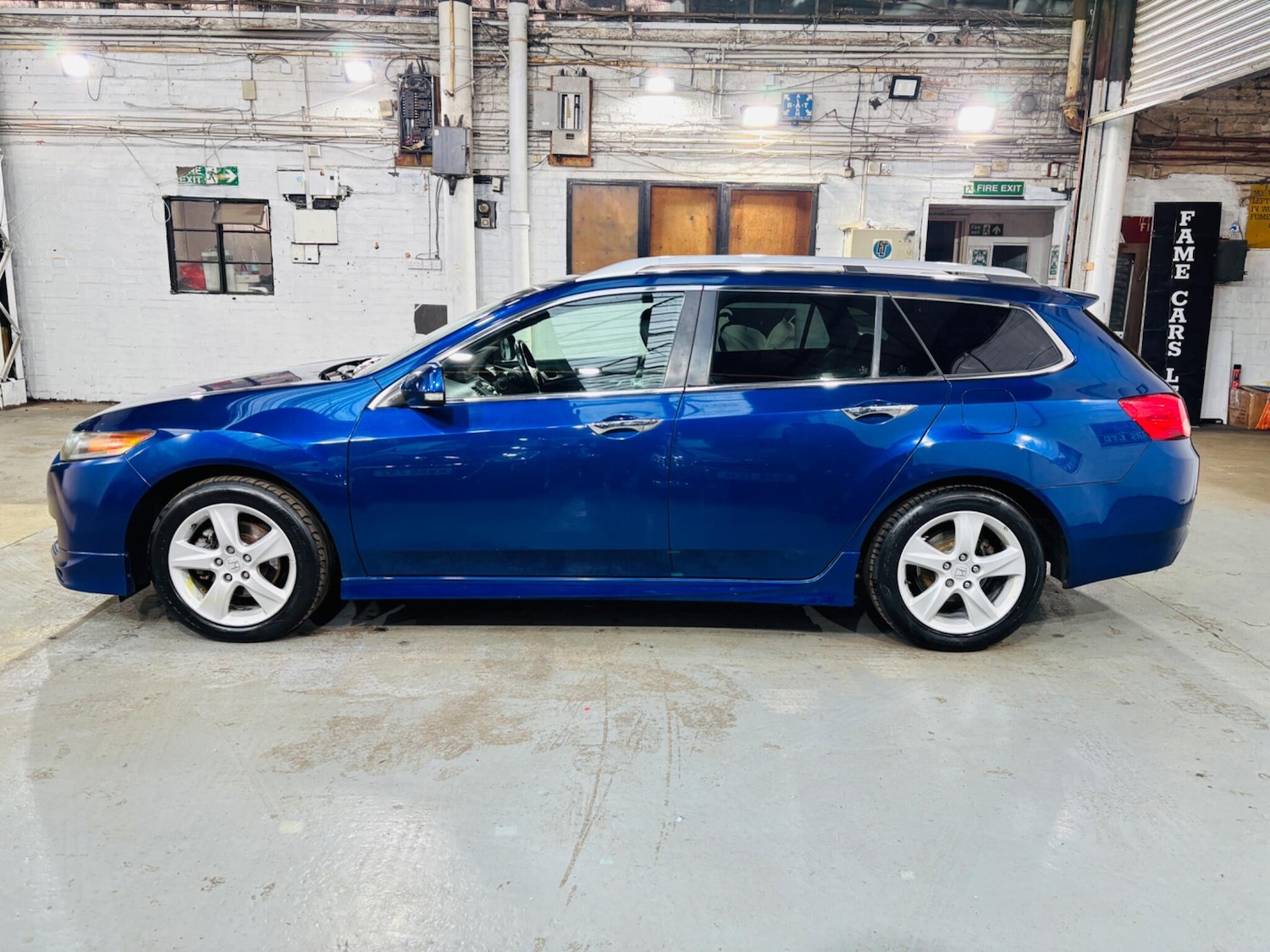 Used Honda Accord 2010 for sale - 78072504: Photo 9