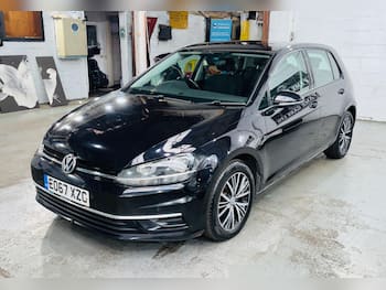 Used Volkswagen Golf 2017 for sale - 79362327: Photo