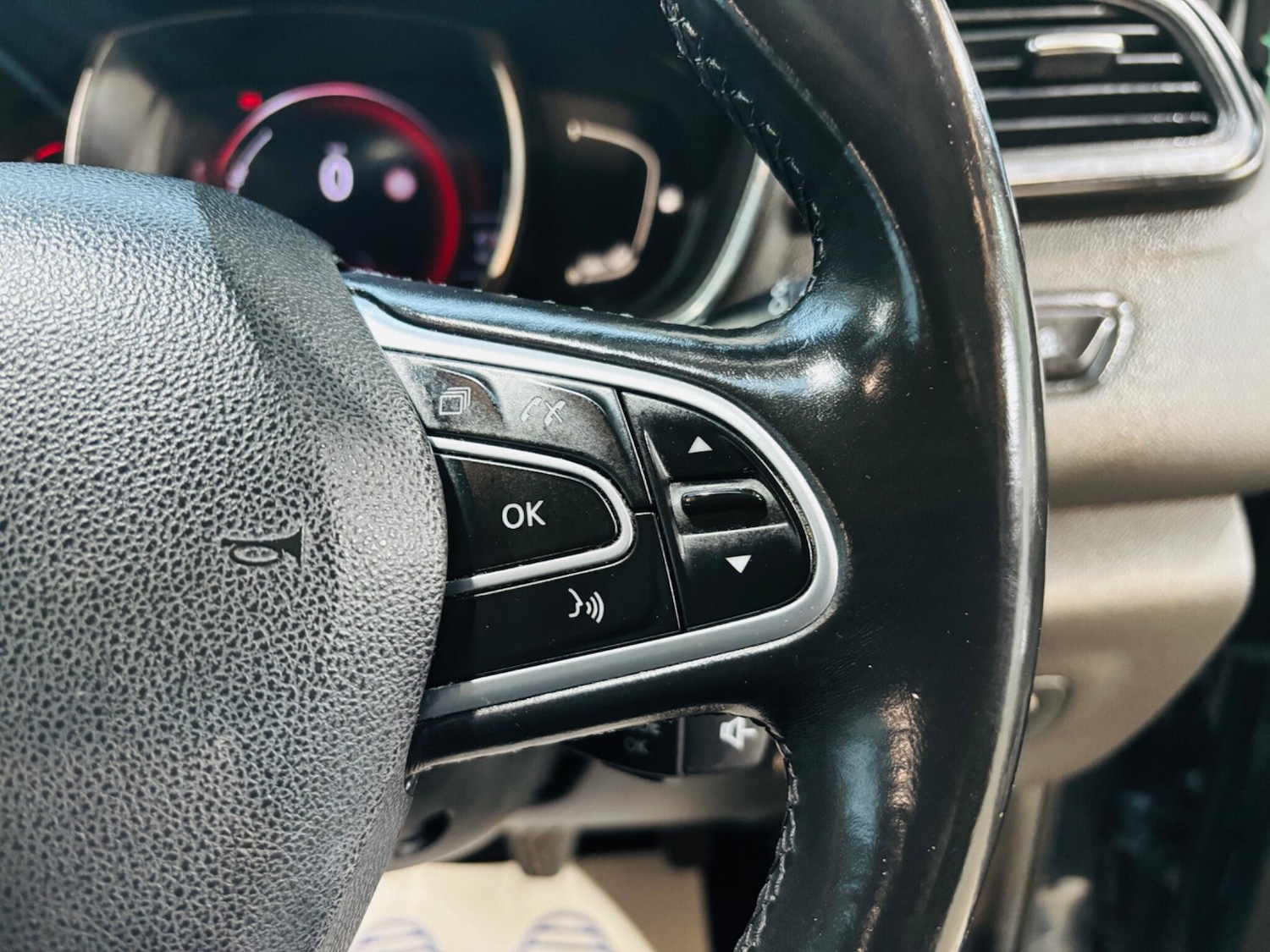 Used Renault Kadjar for sale - 77970723: Photo 28