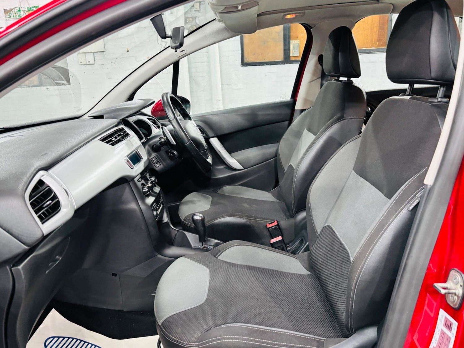 Used Citroen C3 2012 for sale - 76976195: Photo 14