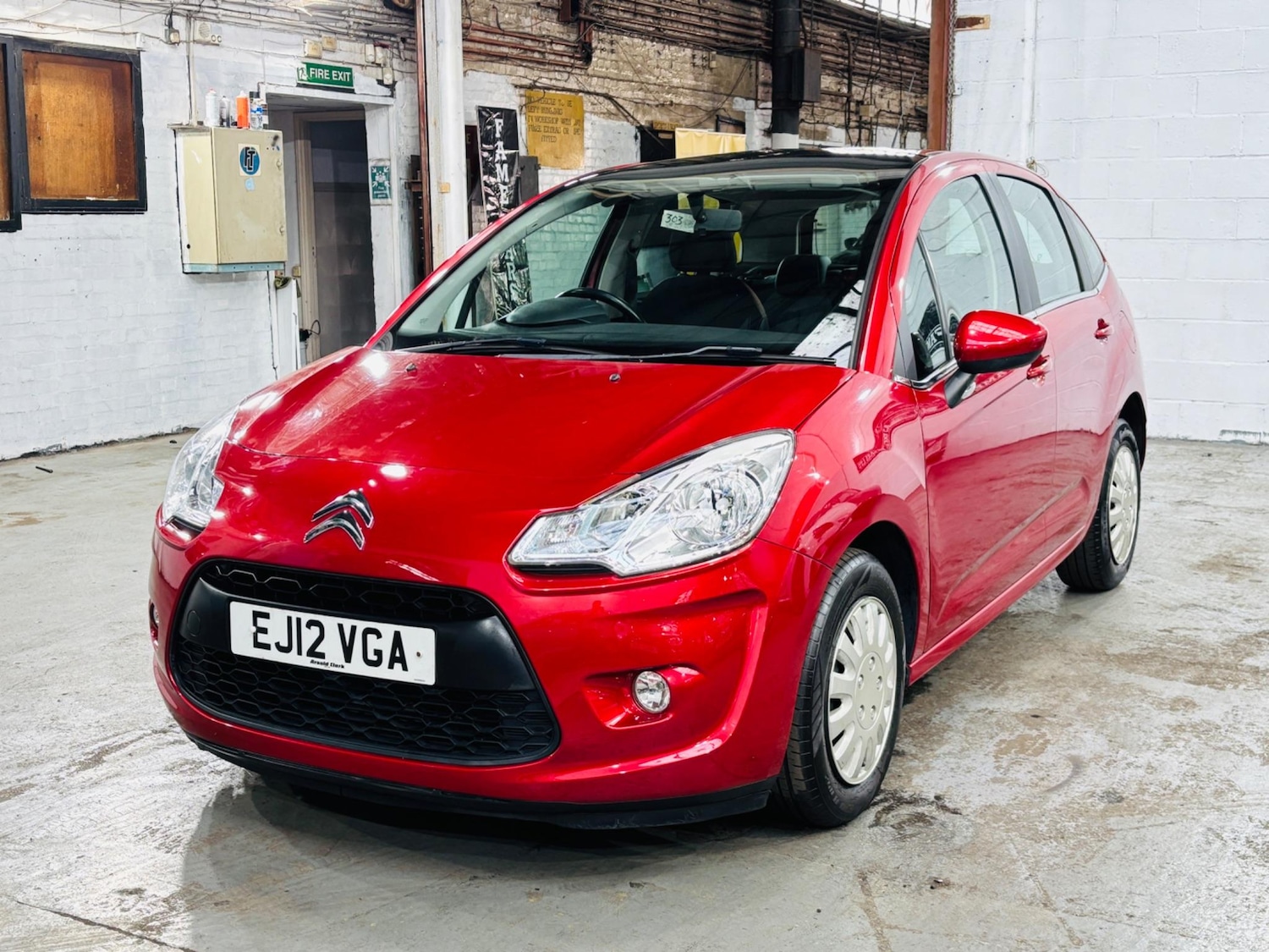 Used Citroen C3 2012 for sale - 76976195: Photo 4