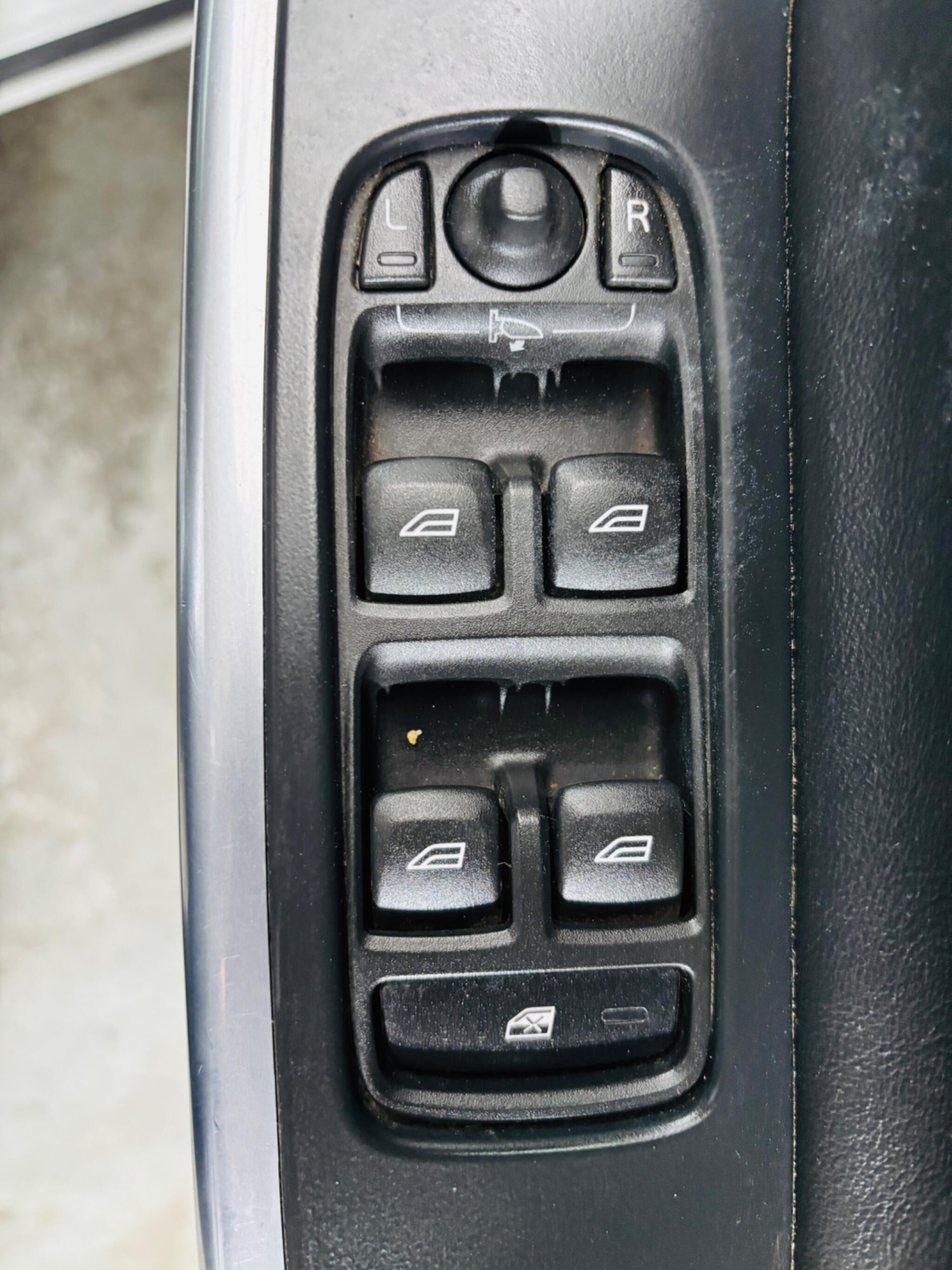 Used Volvo V60 2014 for sale - 76094467: Photo 17