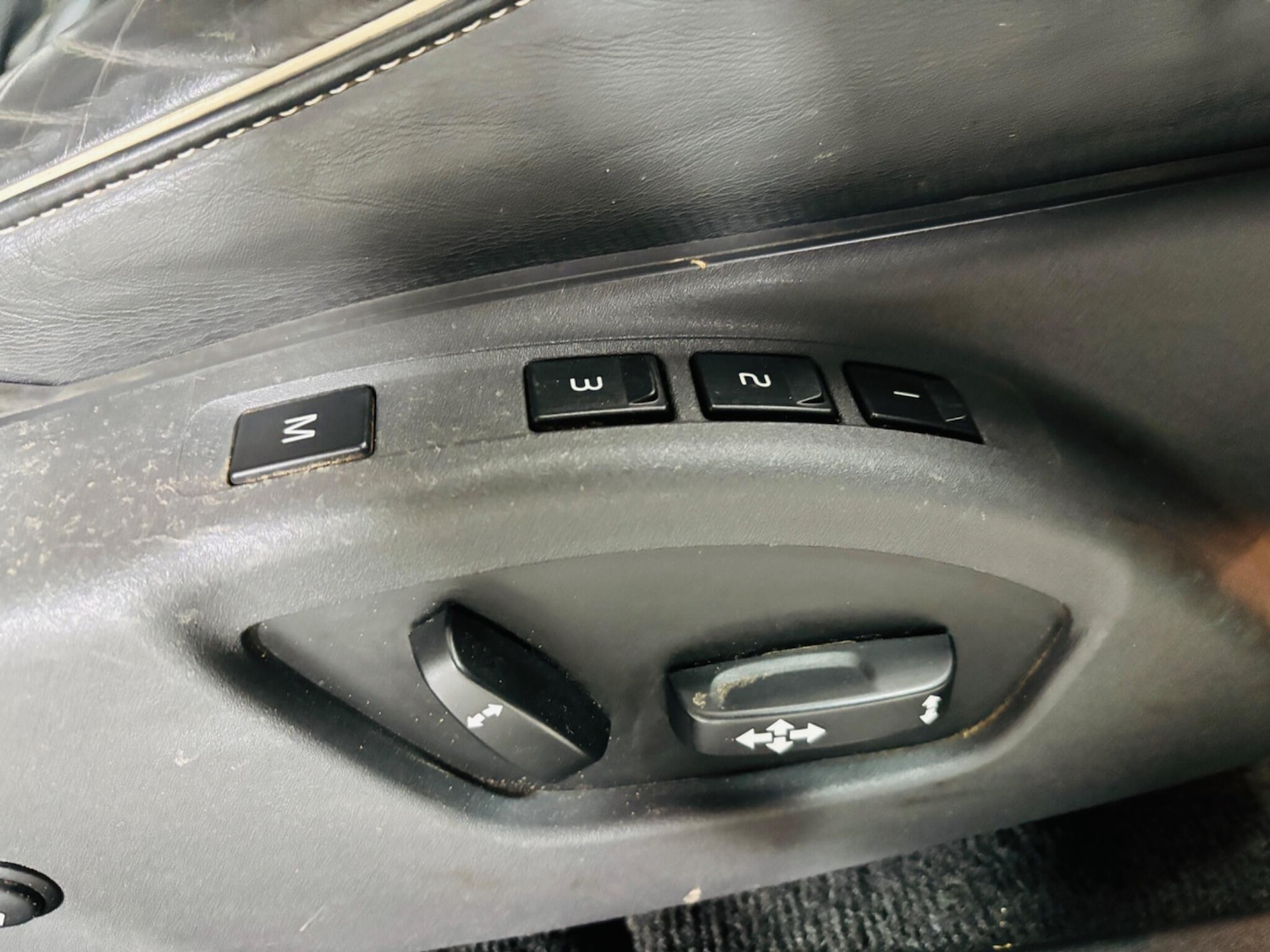 Used Volvo V60 2014 for sale - 76094467: Photo 19