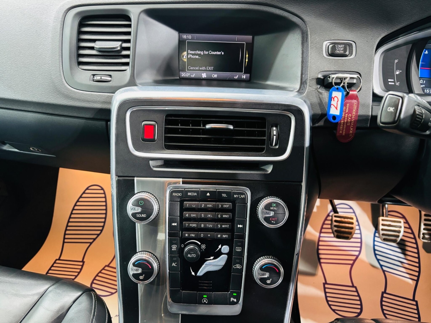 Used Volvo V60 2014 for sale - 76094467: Photo 26