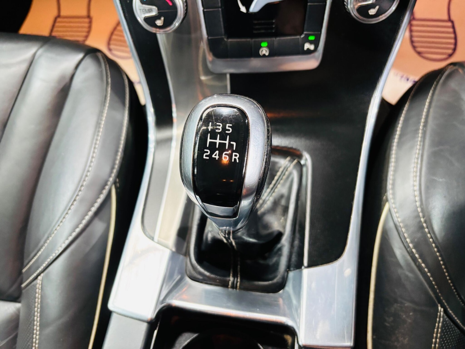 Used Volvo V60 2014 for sale - 76094467: Photo 29