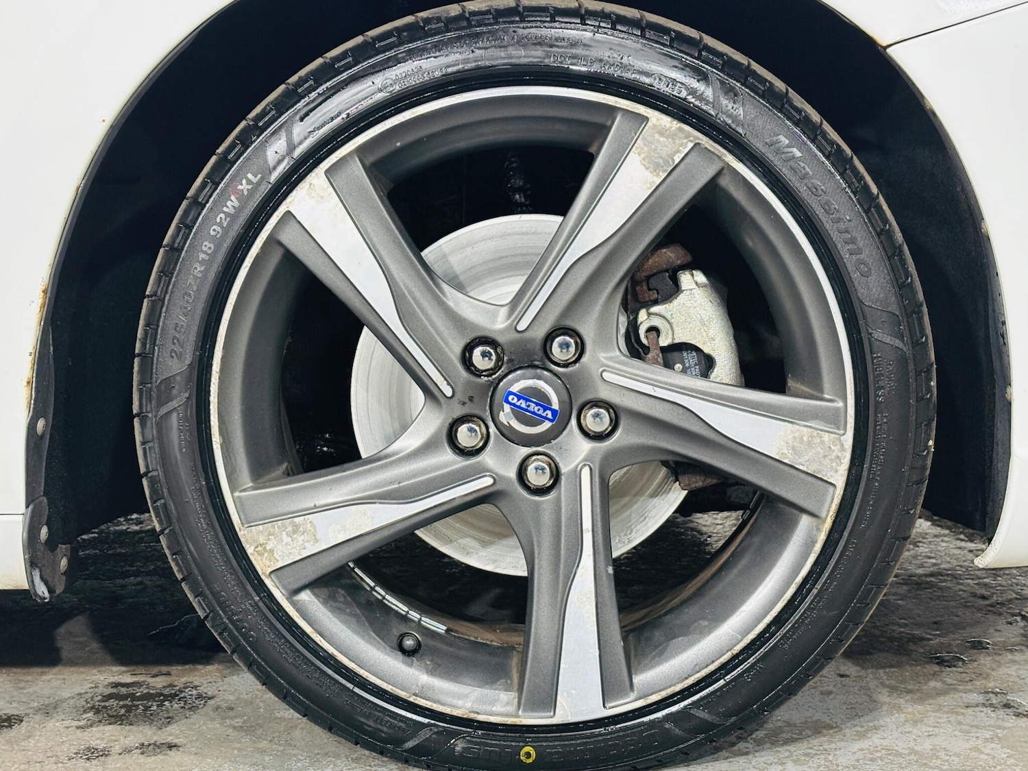 Used Volvo V60 2014 for sale - 76094467: Photo 33
