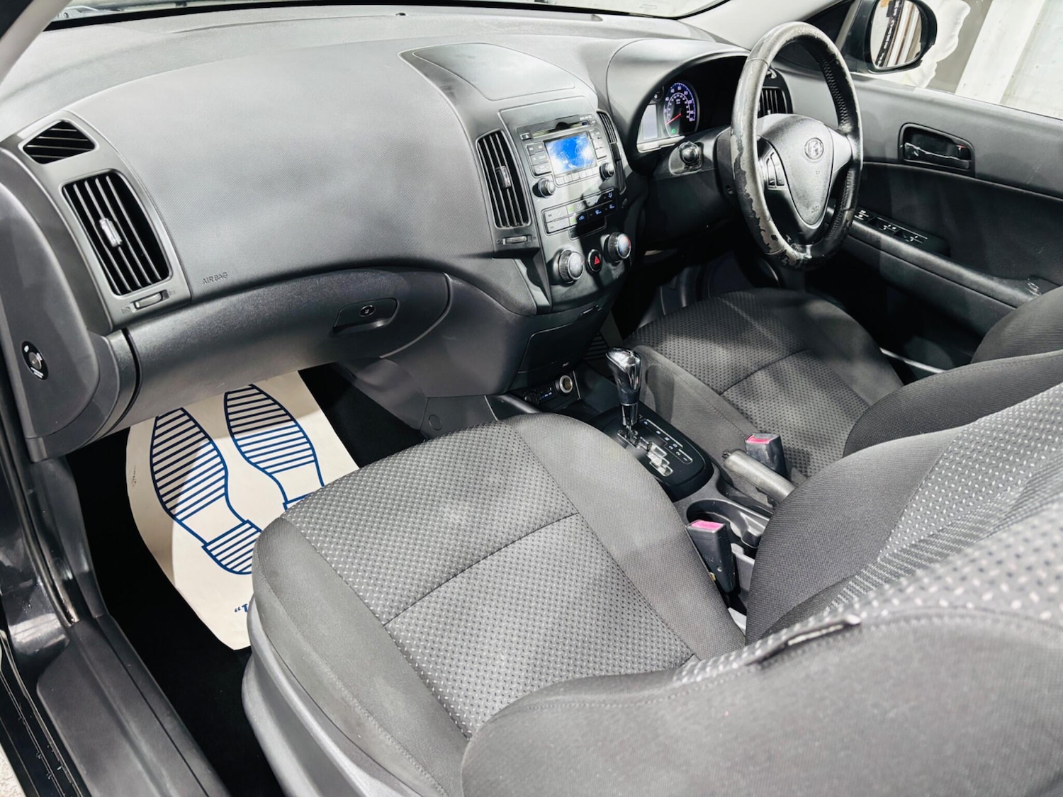 Used Hyundai i30 2011 for sale - 77440928: Photo 14