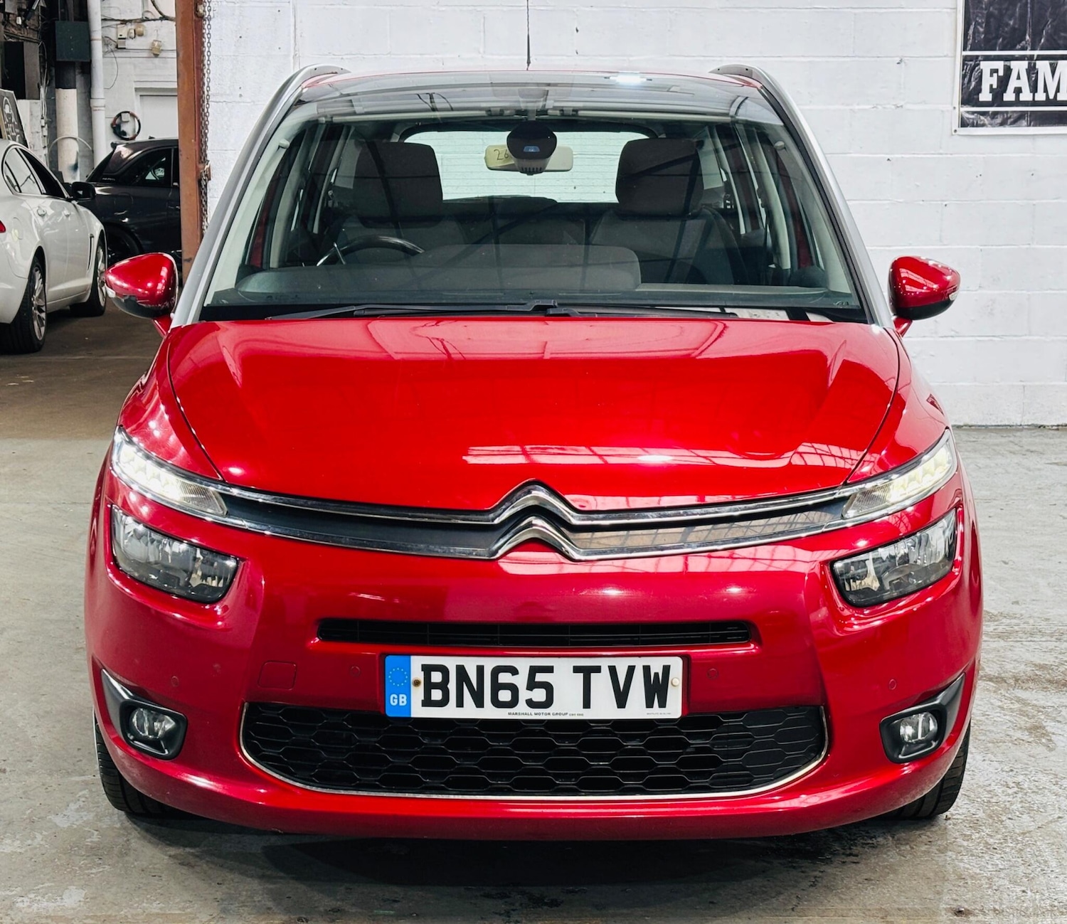Used Citroen C4 Grand Picasso 2015 for sale - 76084523: Photo 2