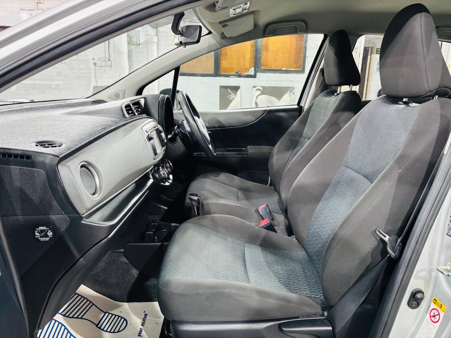 Used Toyota Yaris 2012 for sale - 76849917: Photo 15