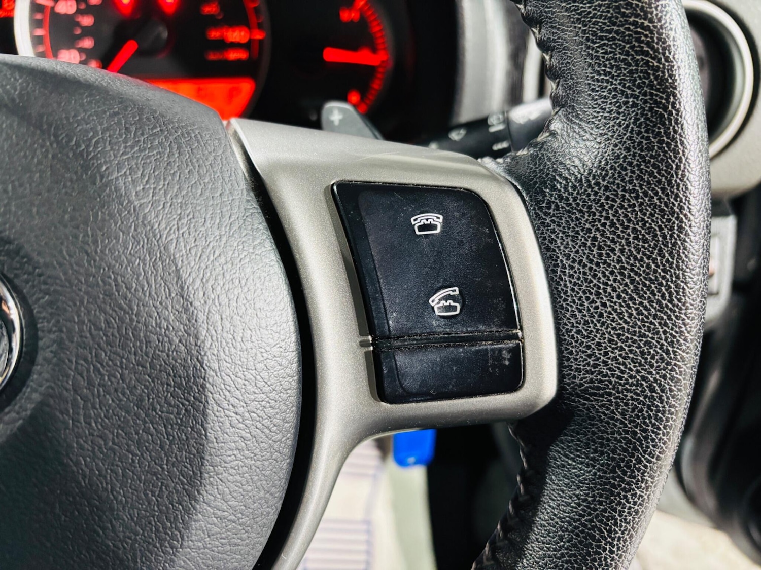 Used Toyota Yaris 2012 for sale - 76849917: Photo 19