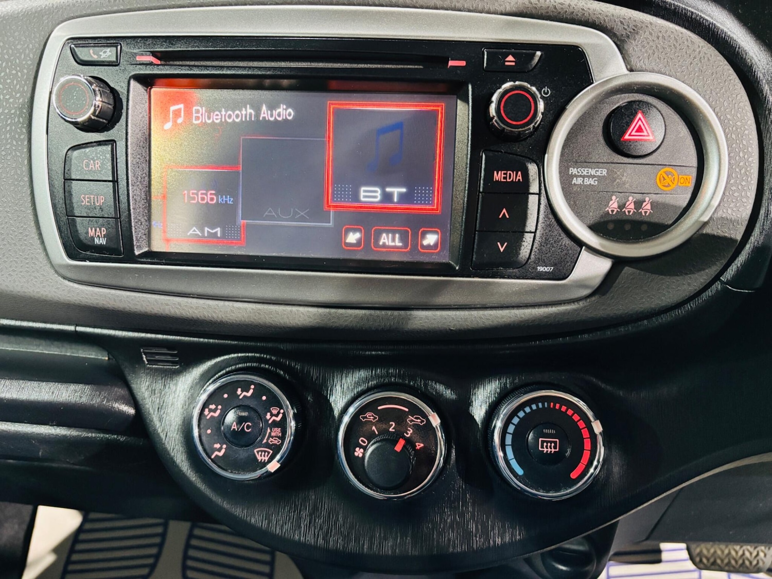 Used Toyota Yaris 2012 for sale - 76849917: Photo 22