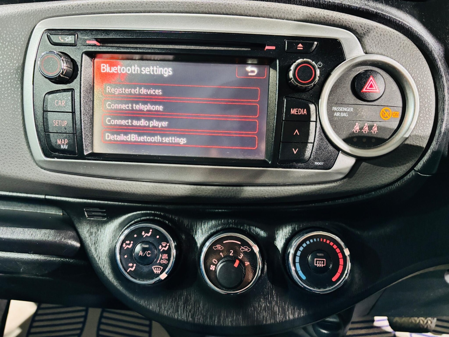 Used Toyota Yaris 2012 for sale - 76849917: Photo 24