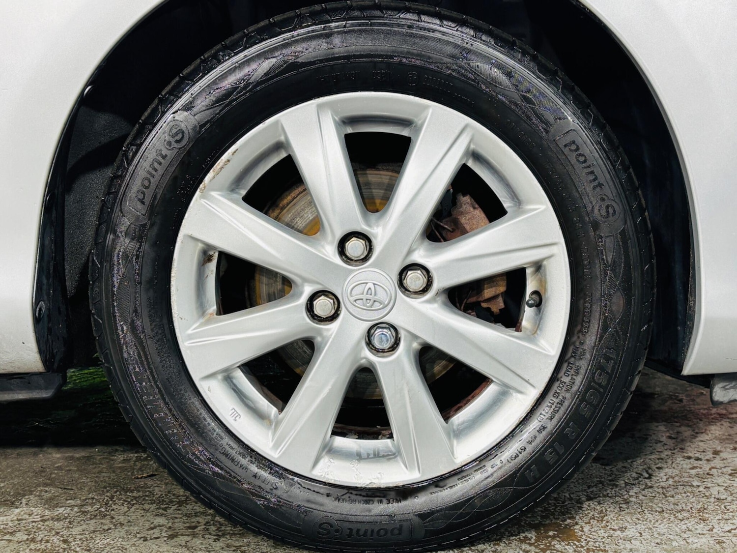 Used Toyota Yaris 2012 for sale - 76849917: Photo 28