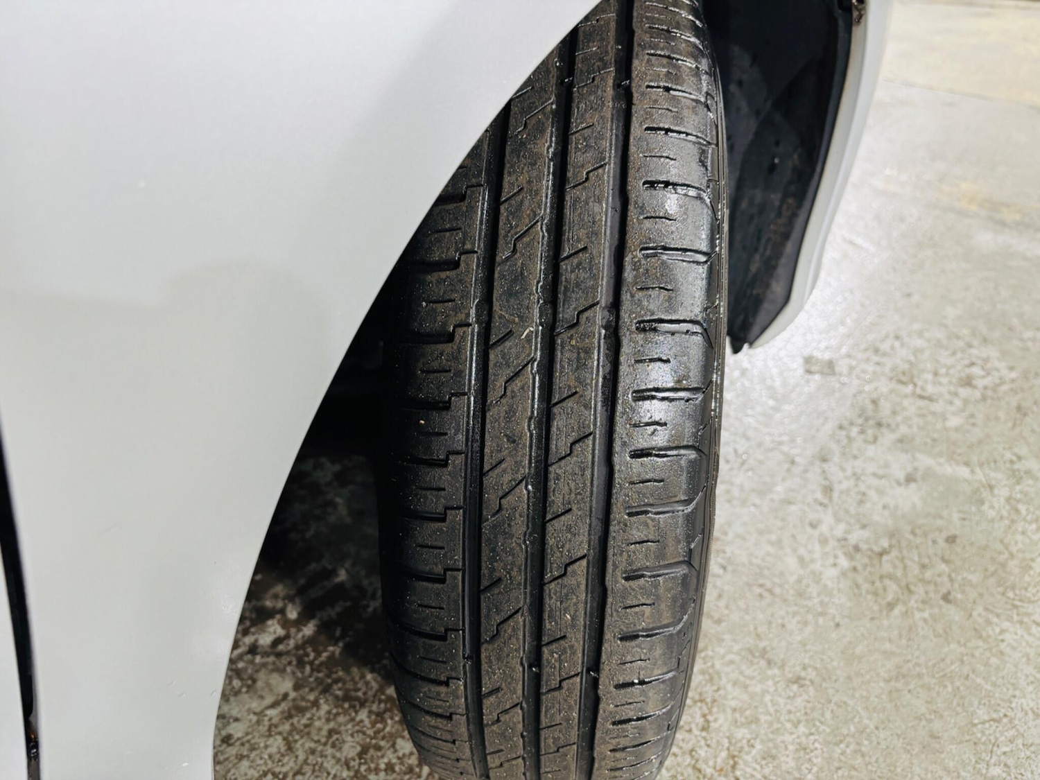 Used Toyota Yaris 2012 for sale - 76849917: Photo 29