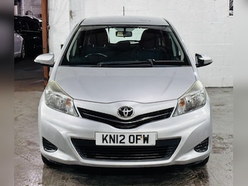 Used Toyota Yaris 2012 for sale - 76849917: Photo