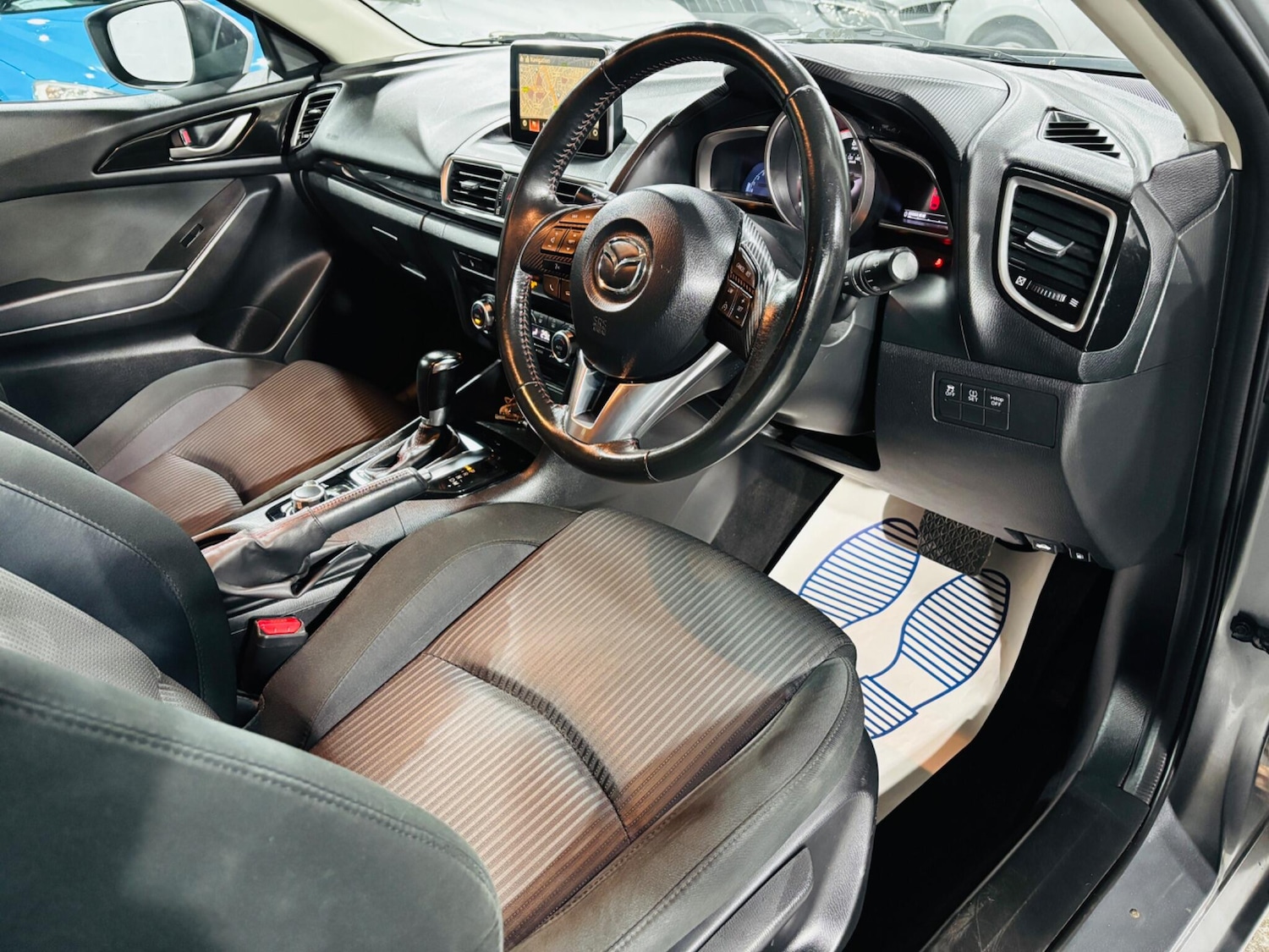 Used Mazda Mazda3 2014 for sale - 76887442: Photo 10