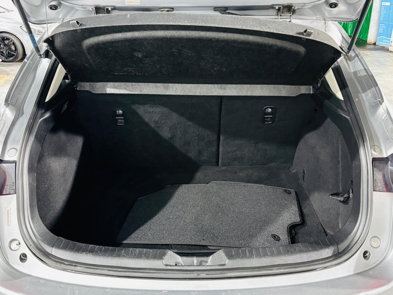 Used Mazda Mazda3 2014 for sale - 76887442: Photo 32