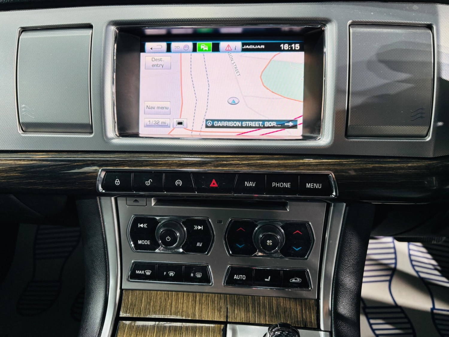 Used Jaguar XF 2015 for sale - 76561717: Photo 21