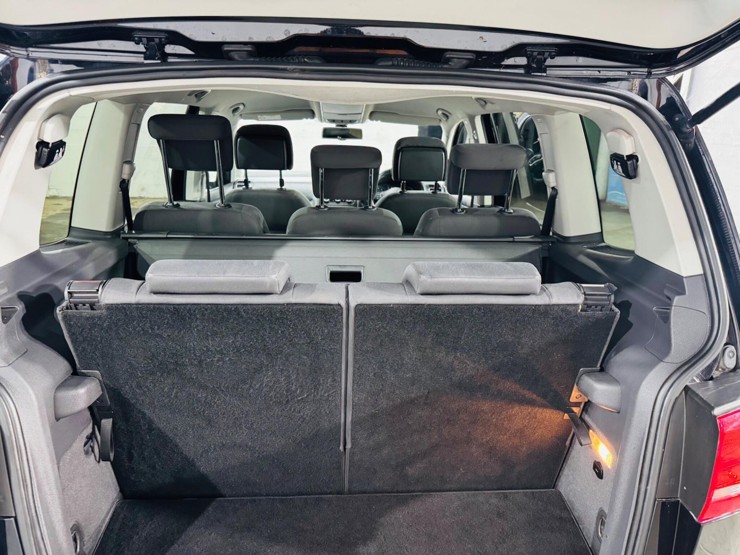 Used Volkswagen Touran 2015 for sale - 77331343: Photo 17