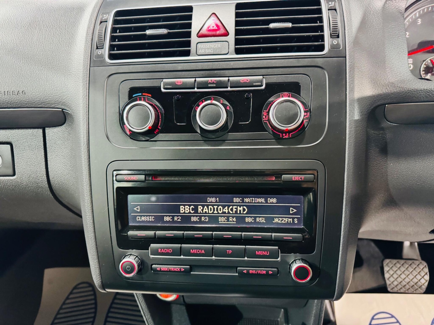 Used Volkswagen Touran 2015 for sale - 77331343: Photo 21